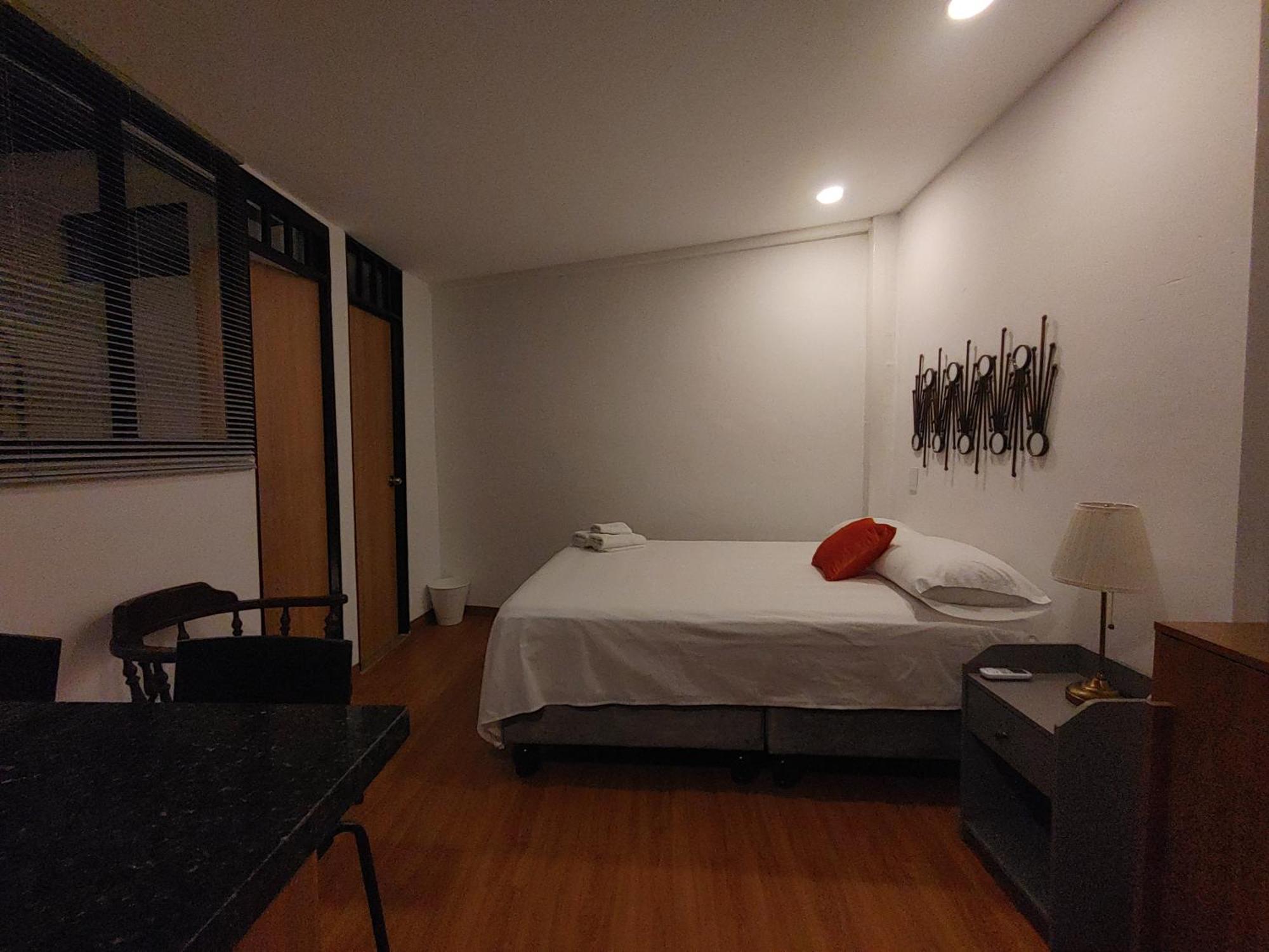Casa Blanca San Antonio Hostal Boutique Cali Room photo